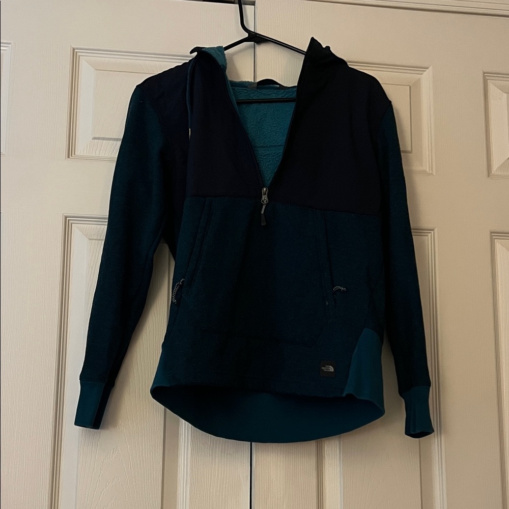 The North Face Blue and Teal Hoodie
